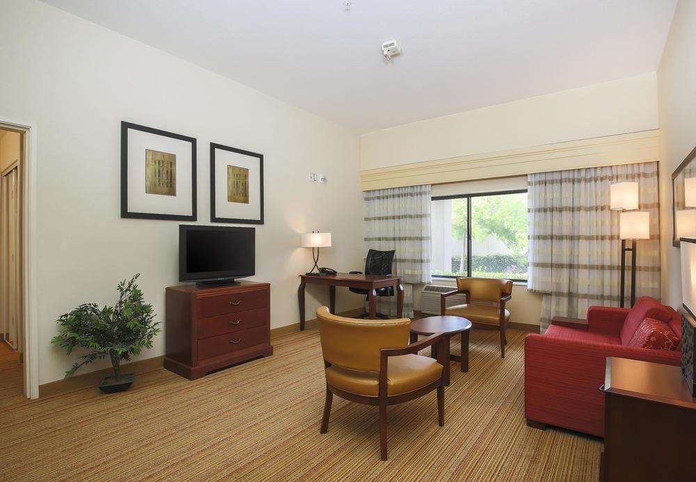 Courtyard By Marriott Salinas Monterey Hotel Luaran gambar