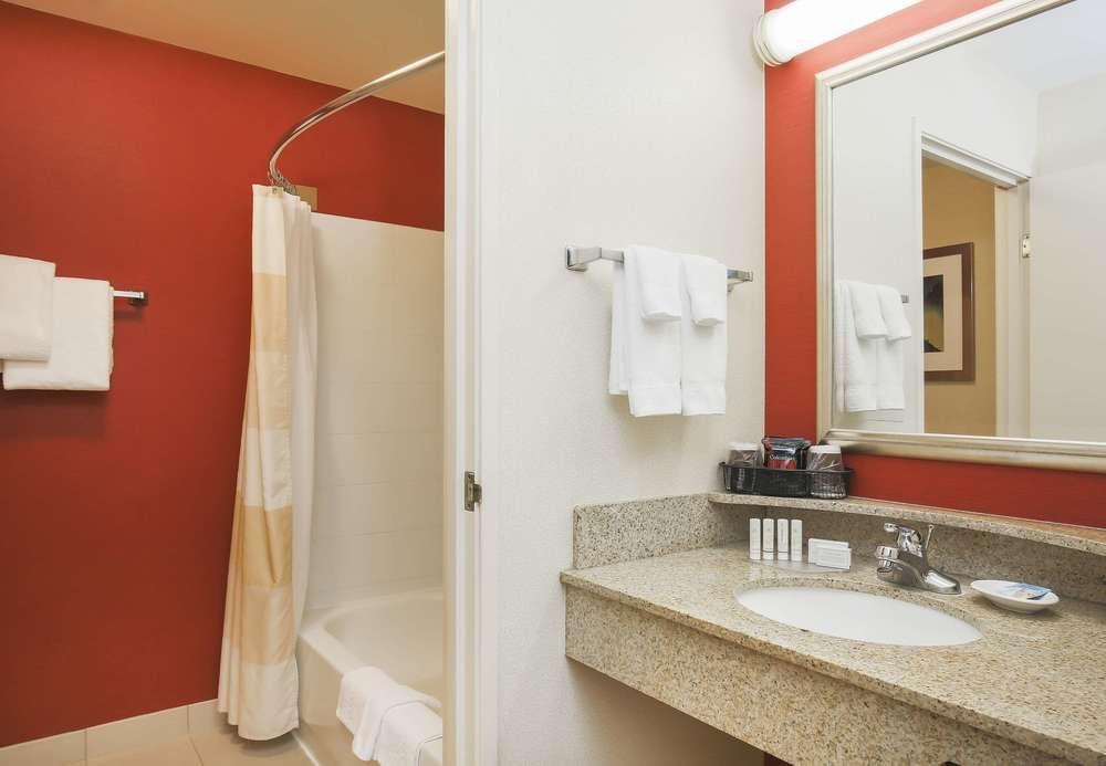 Courtyard By Marriott Salinas Monterey Hotel Luaran gambar
