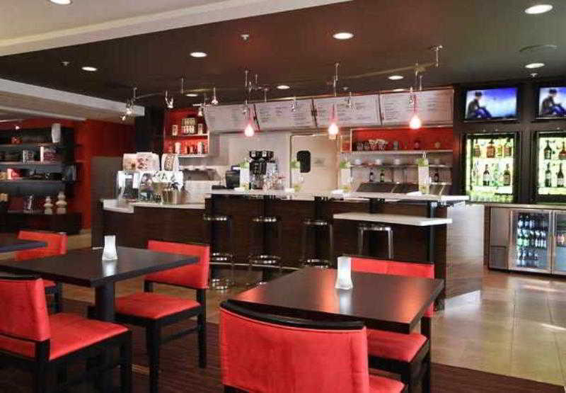 Courtyard By Marriott Salinas Monterey Hotel Restoran gambar