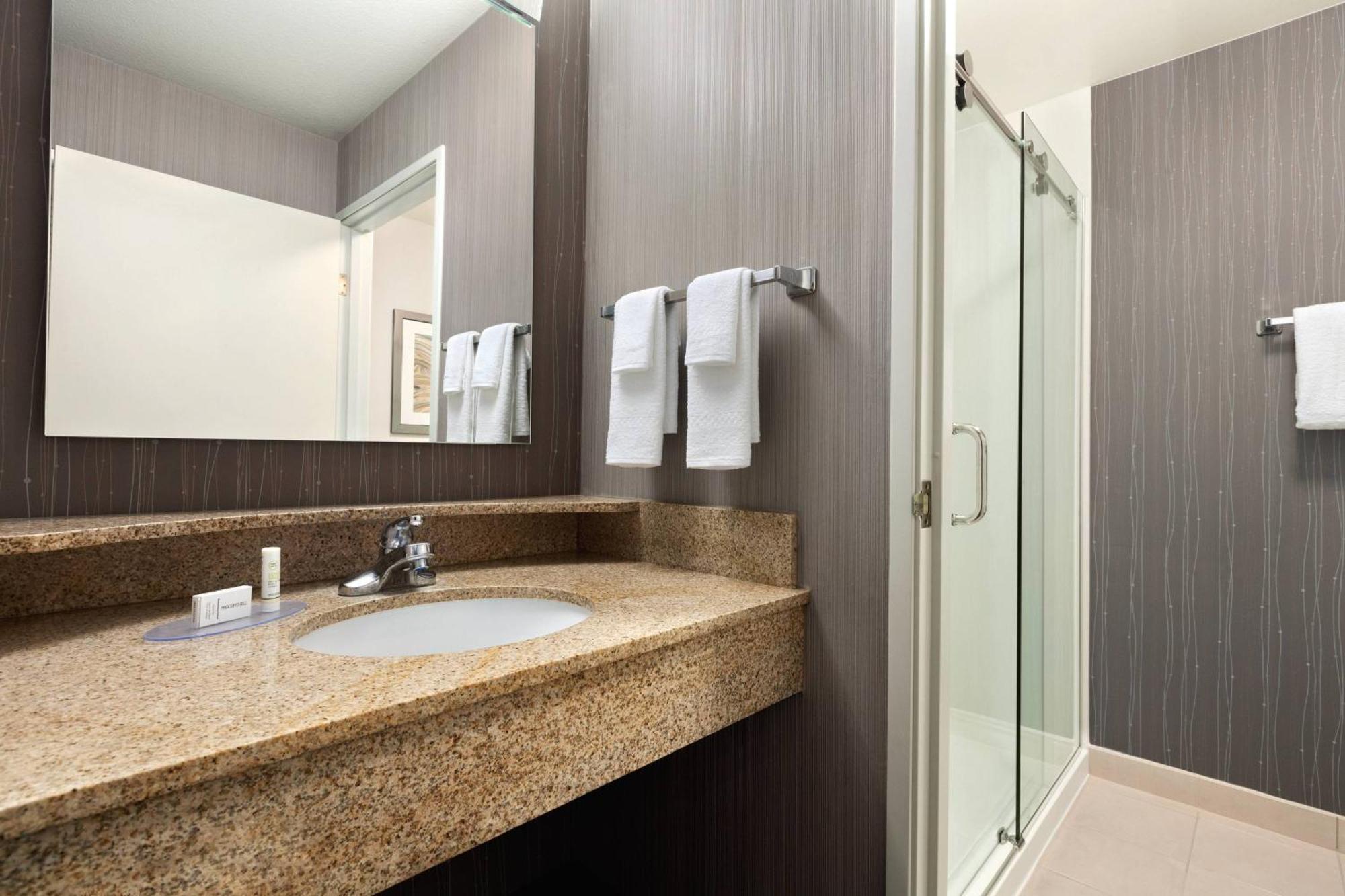 Courtyard By Marriott Salinas Monterey Hotel Luaran gambar